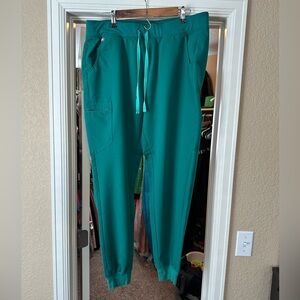 Woman’s  XL/T FIGS high waisted Zamora cut (hunter green)